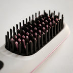 SilkGlow™ Straightening Brush