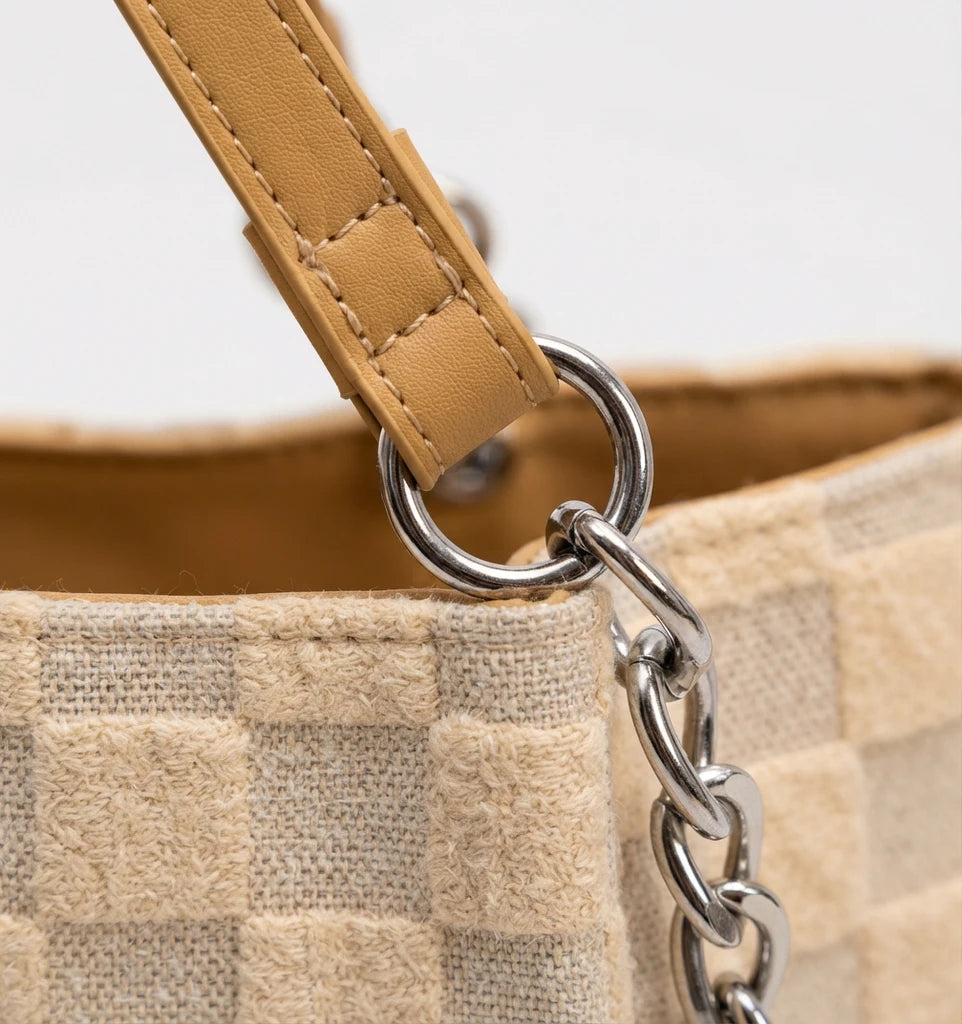 Modern Heritage Tote
